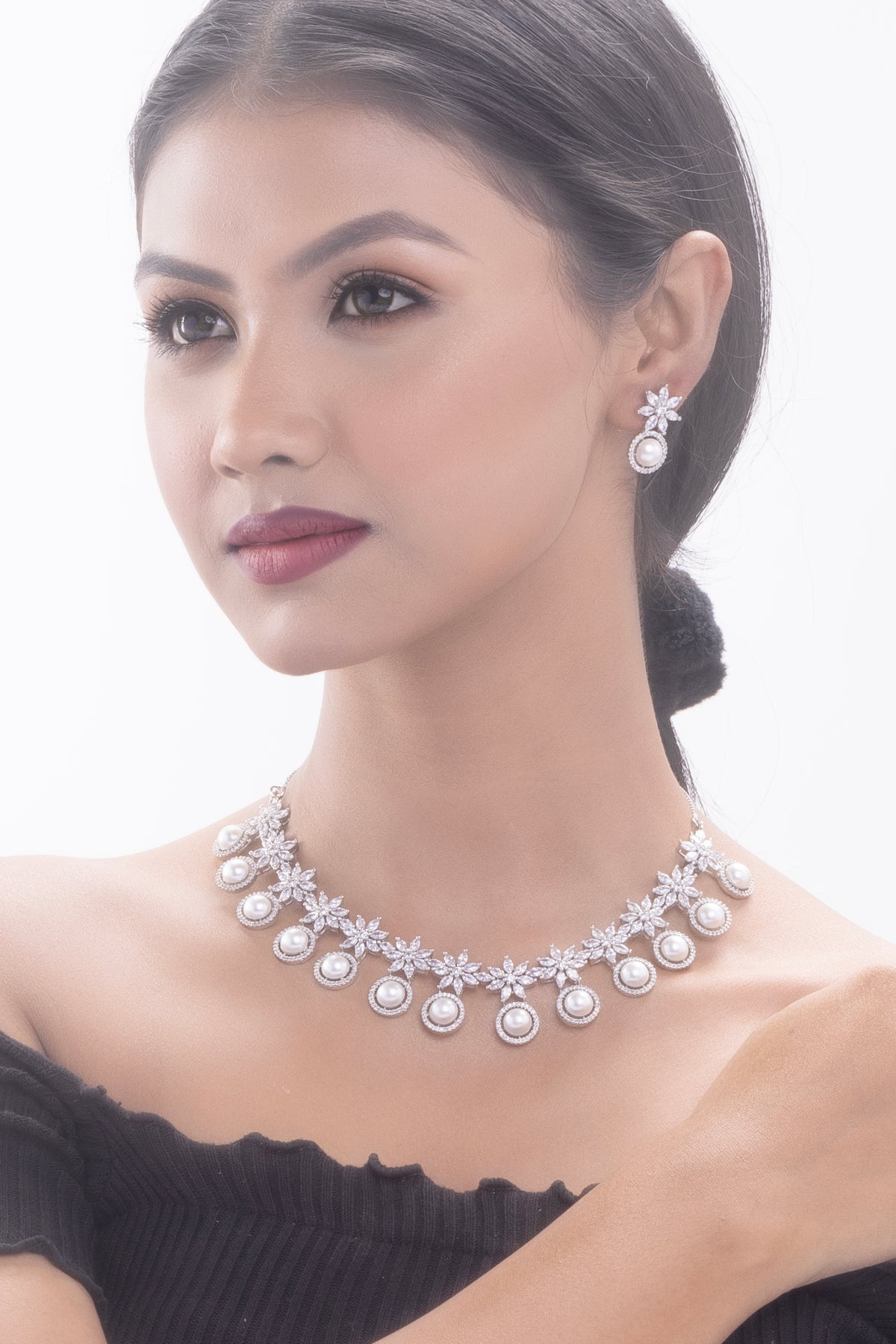 Silver-Tone Floral Pearl Necklace & Earrings Set for Women