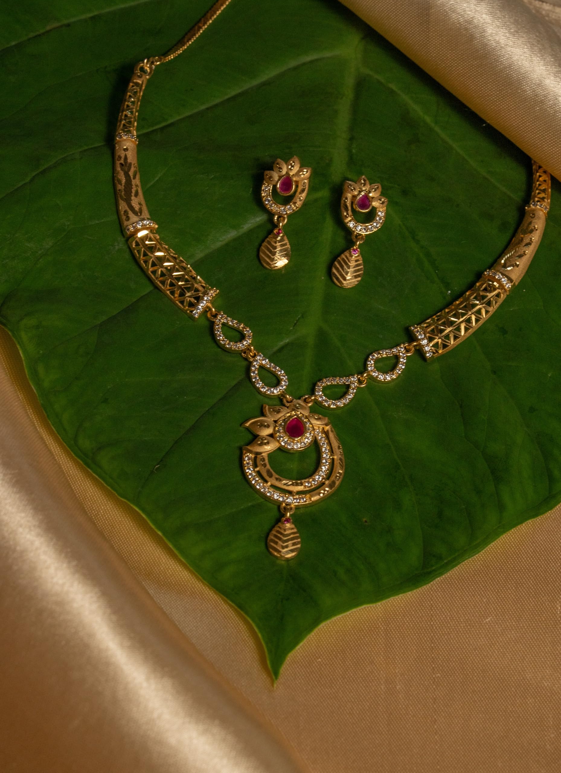 KAYRAH Gold Plated Traditional Necklace Set for Women with Matching Earrings with Matching Earrings