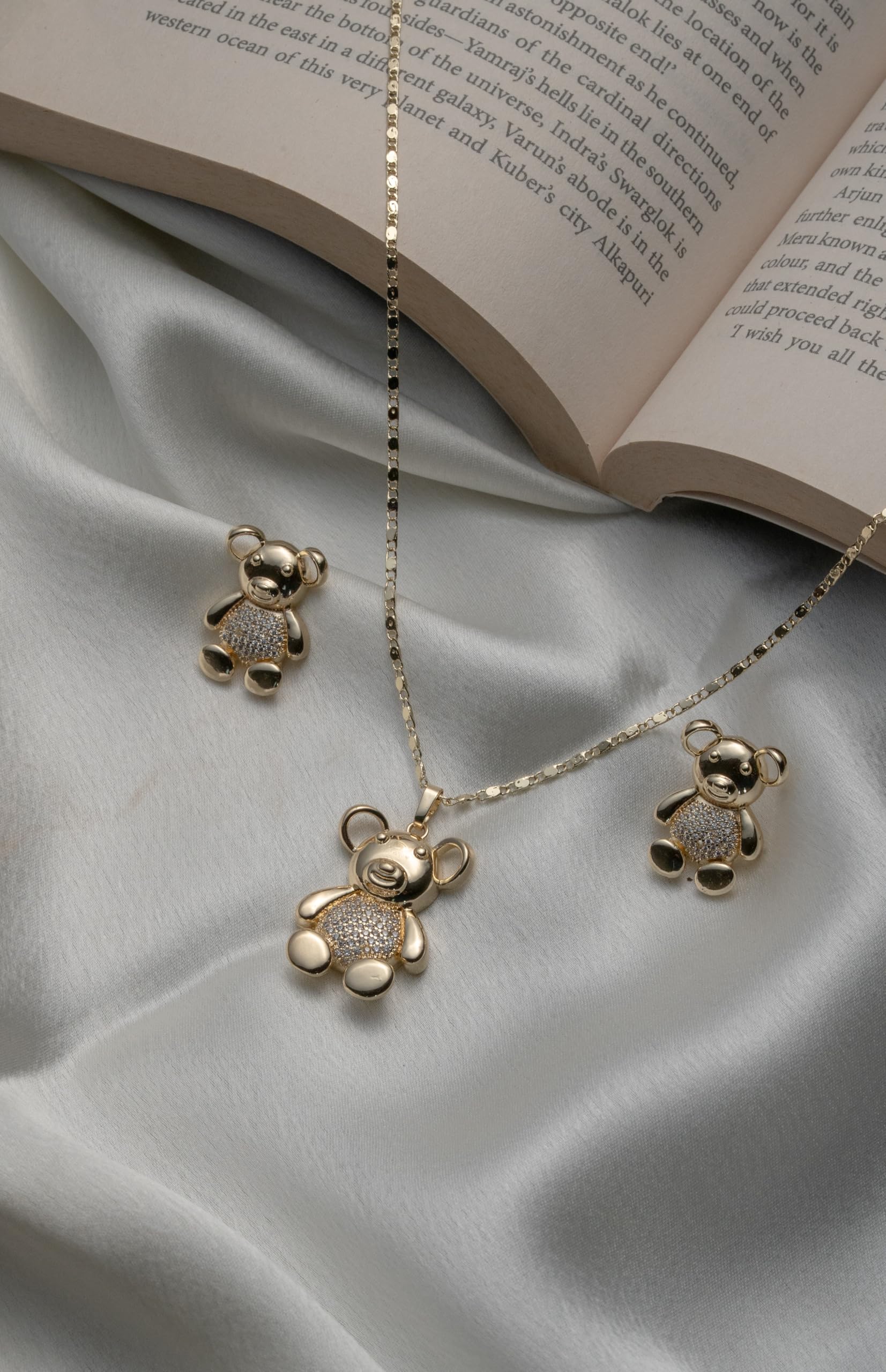 KAYRAH Gold Plated Heart Shape Pendant Necklace Set for Women Stylish with Matching Earrings with Matching Earrings