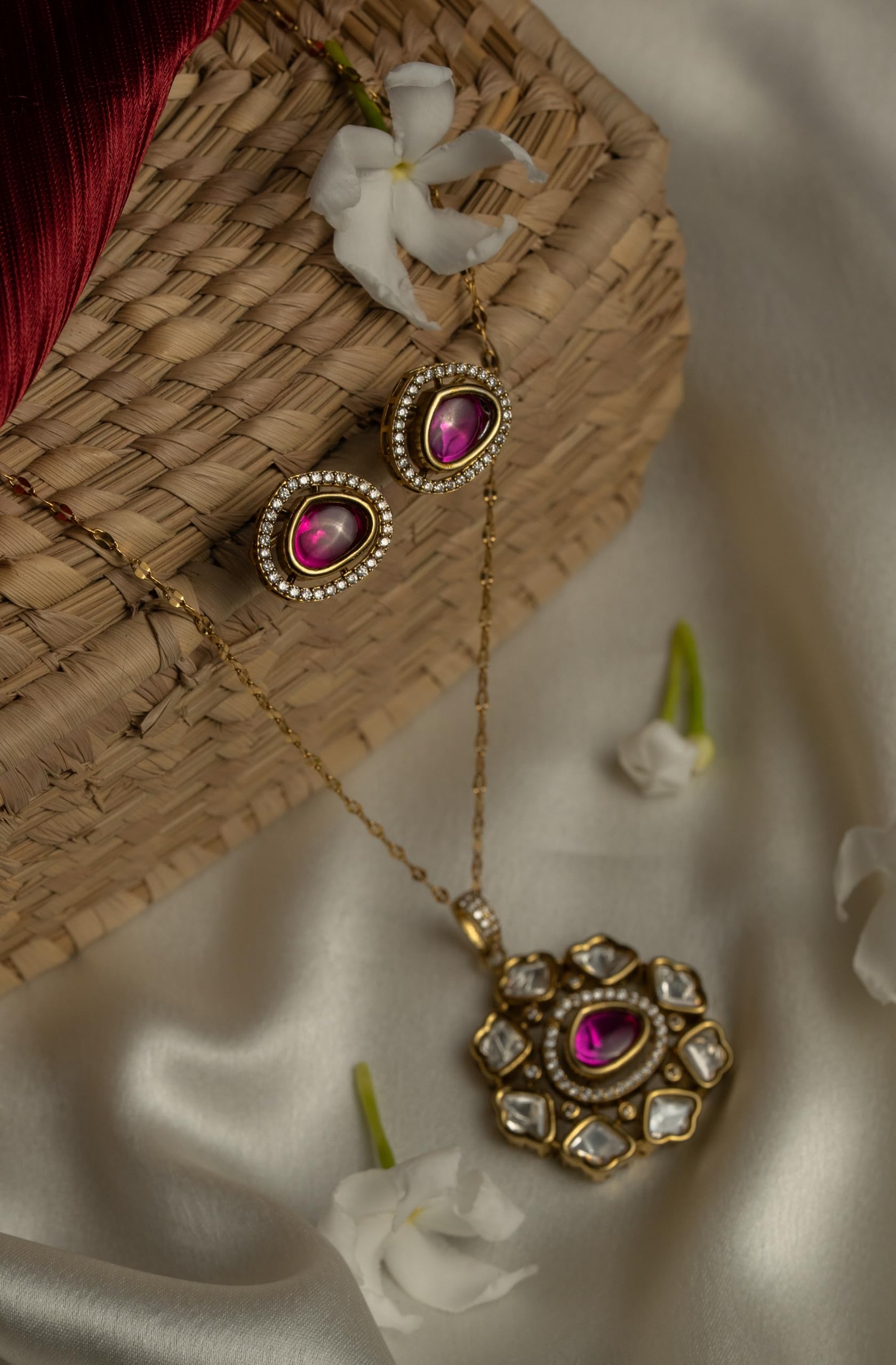 KAYRAH Women Red Brass Material Crafted Kundan Stone Studed Necklace with Earrings with Matching Earrings with Matching Earrings