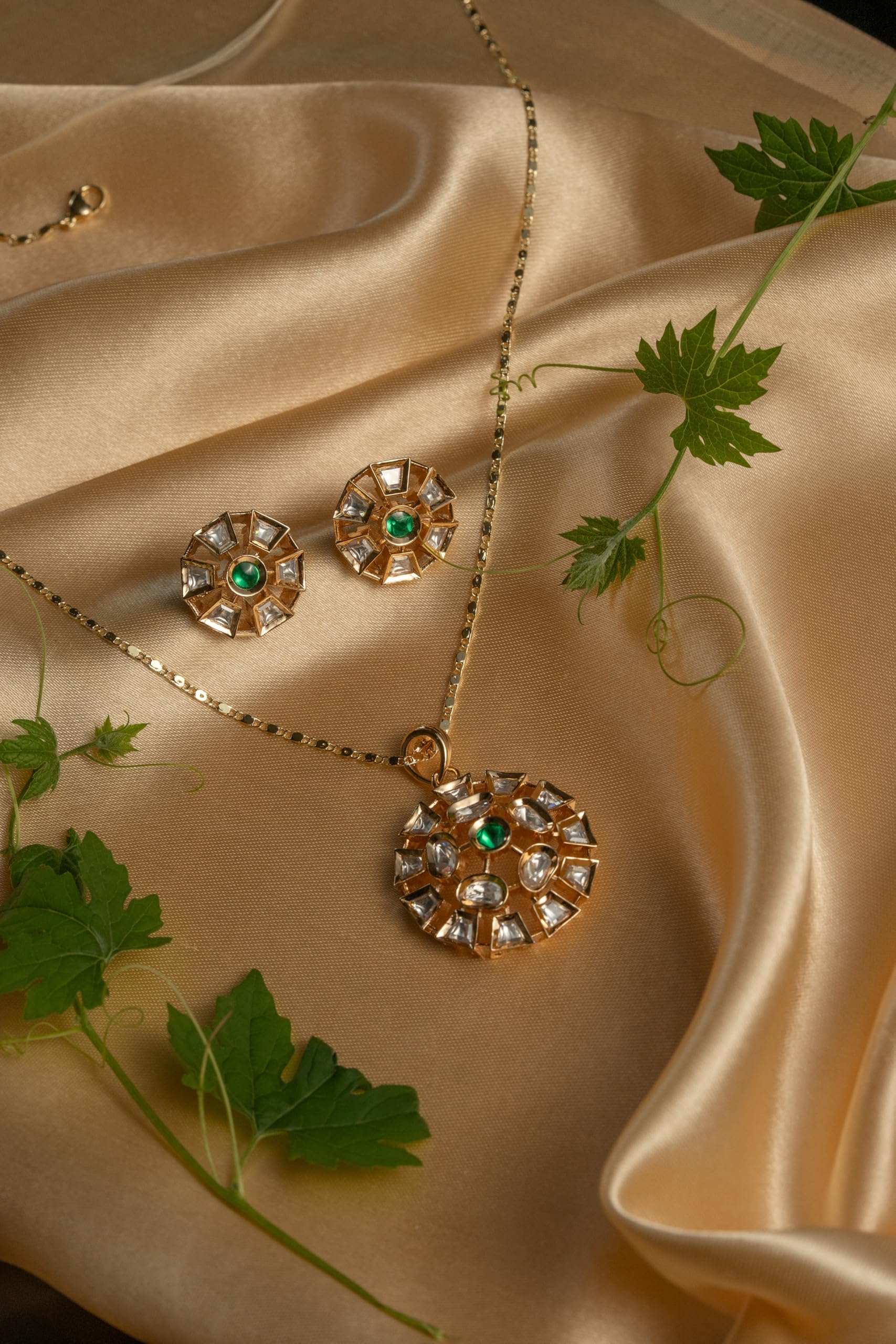 KAYRAH Women Green Brass Material Crafted Kundan Stone Studed Necklace with Earrings with Matching Earrings with Matching Earrings