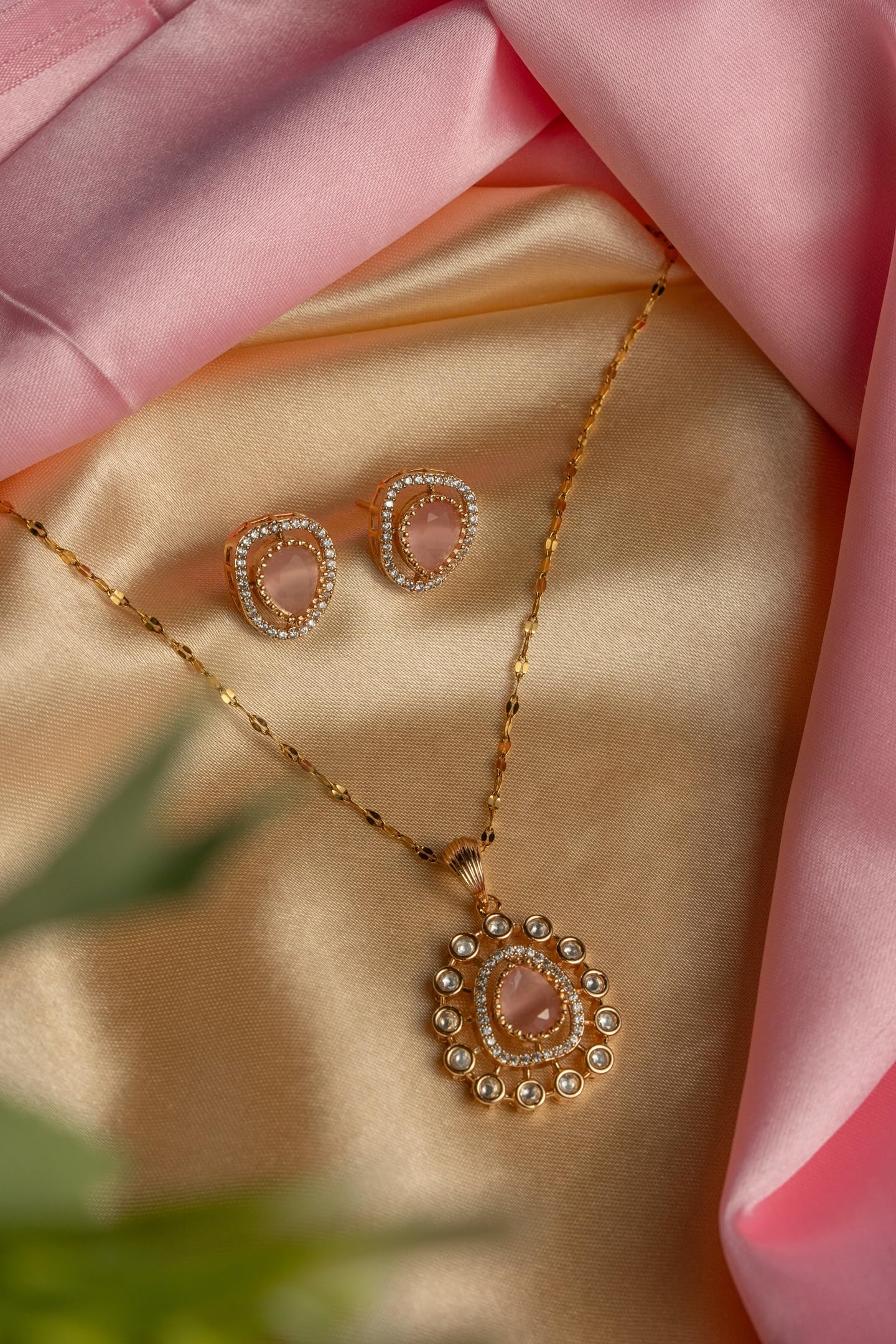 KAYRAH Women Multi Brass Material Crafted Kundan Stone Studed Necklace with Earrings with Matching Earrings with Matching Earrings