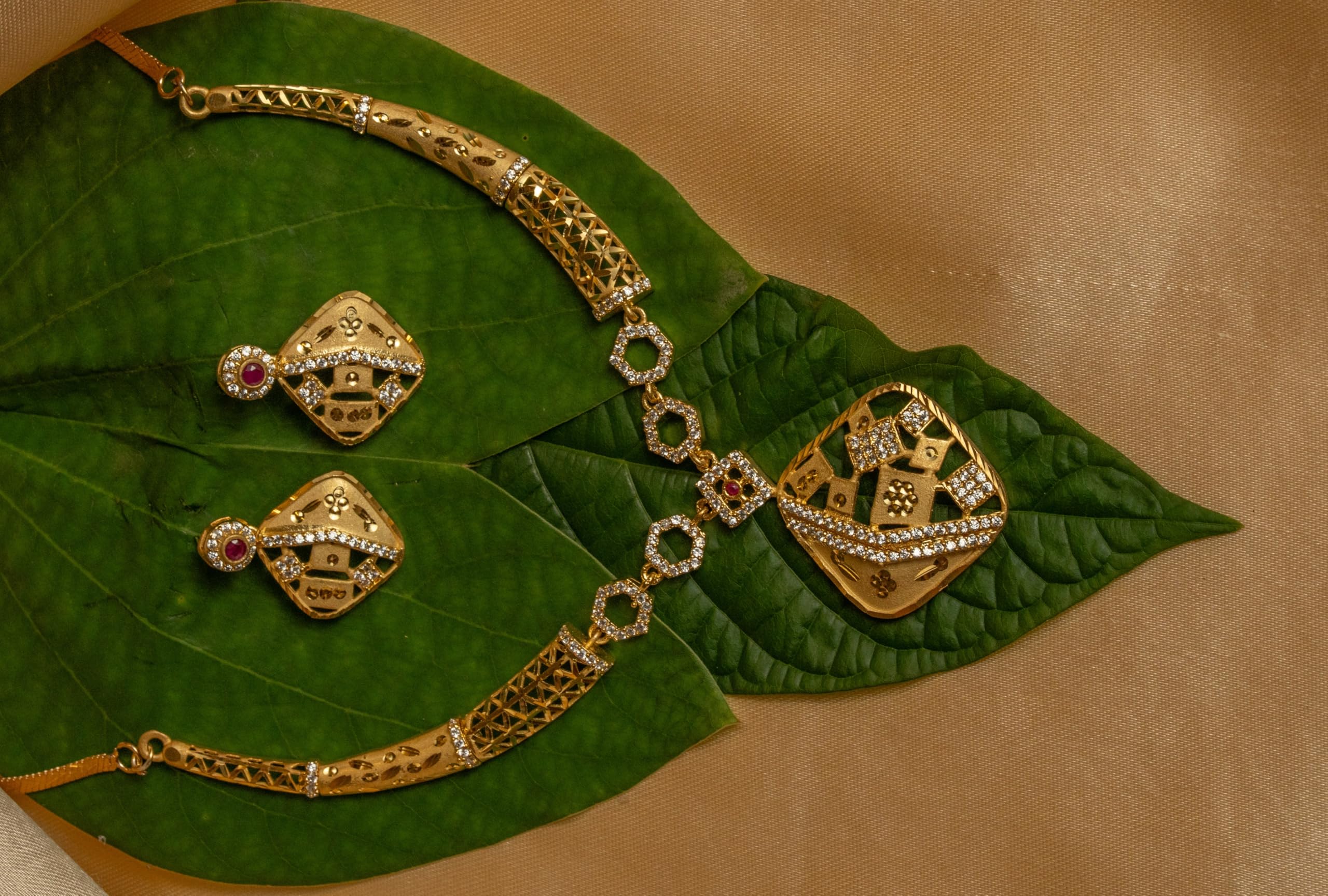 KAYRAH Gold Plated Geometric Necklace Set for Women with Matching Earrings with Matching Earrings