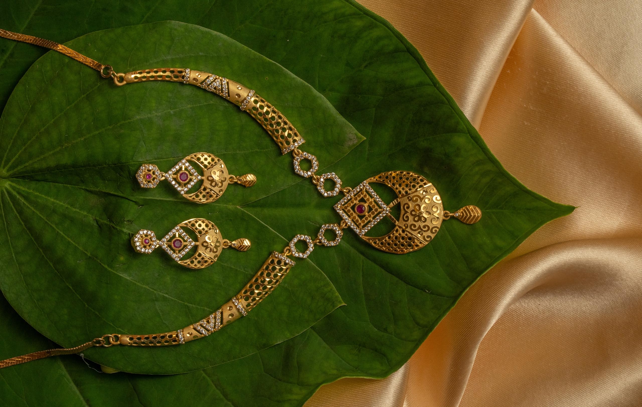 KAYRAH Gold Plated Floral Necklace Set for Women with Matching Earrings with Matching Earrings
