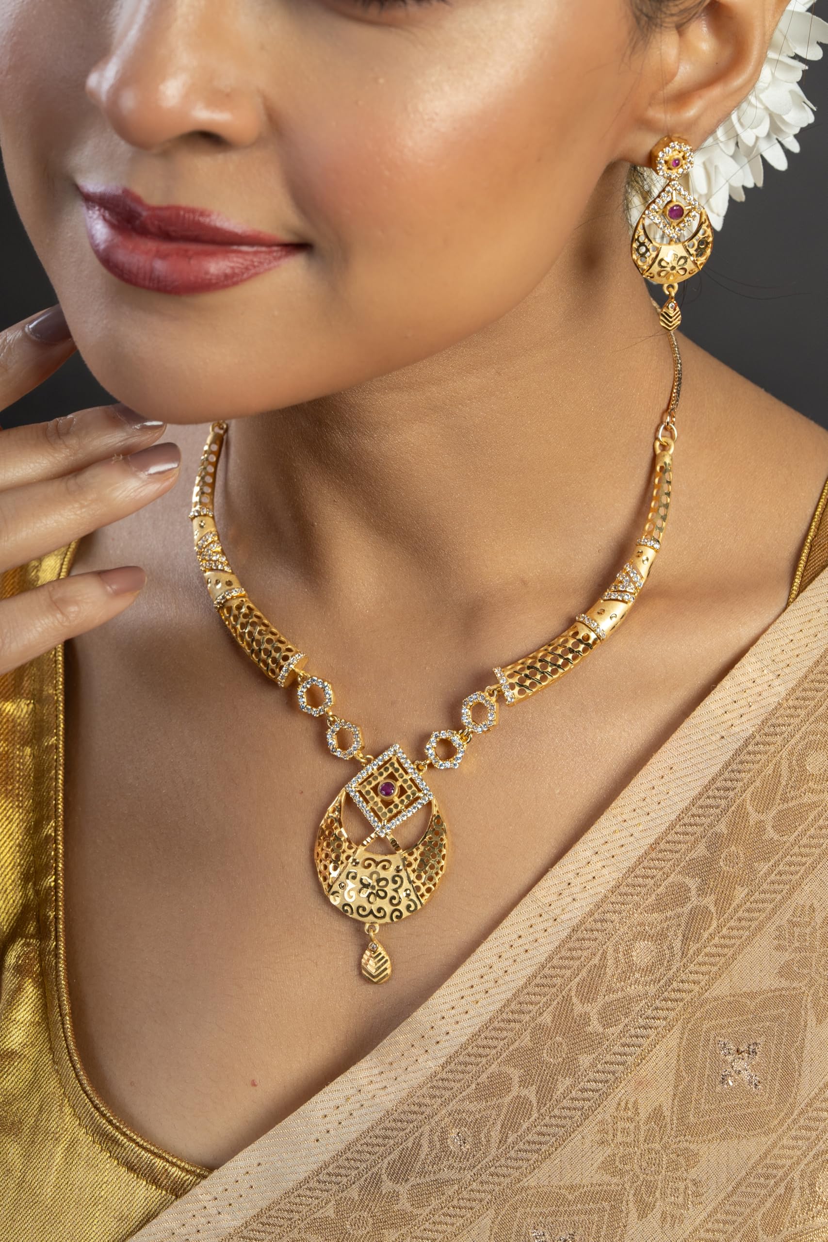 KAYRAH Gold Plated Floral Necklace Set for Women with Matching Earrings with Matching Earrings