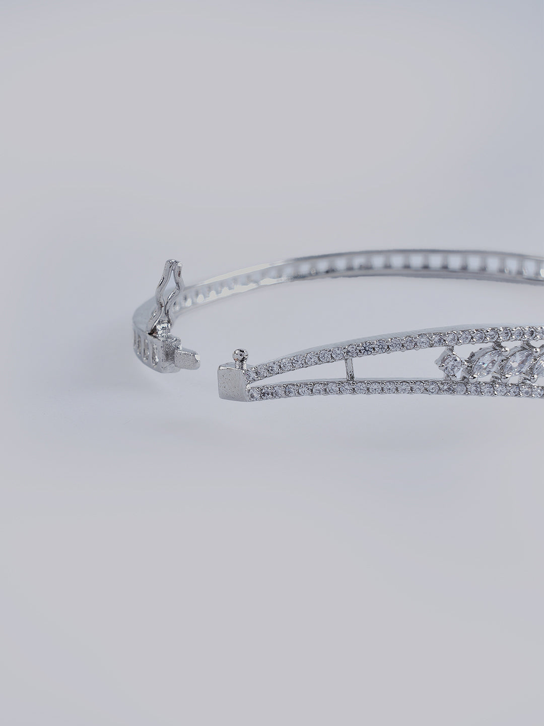 Silver-Tone Green Stone Crystal Bangle Bracelet for Women