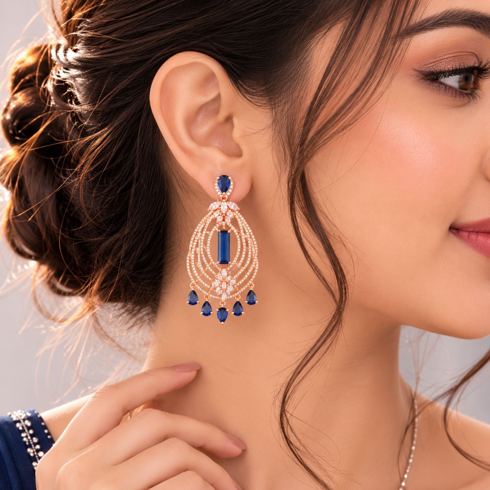 EARRING